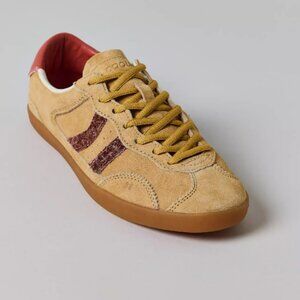 Coolway Kizuna Suede Sneaker Color: Honey